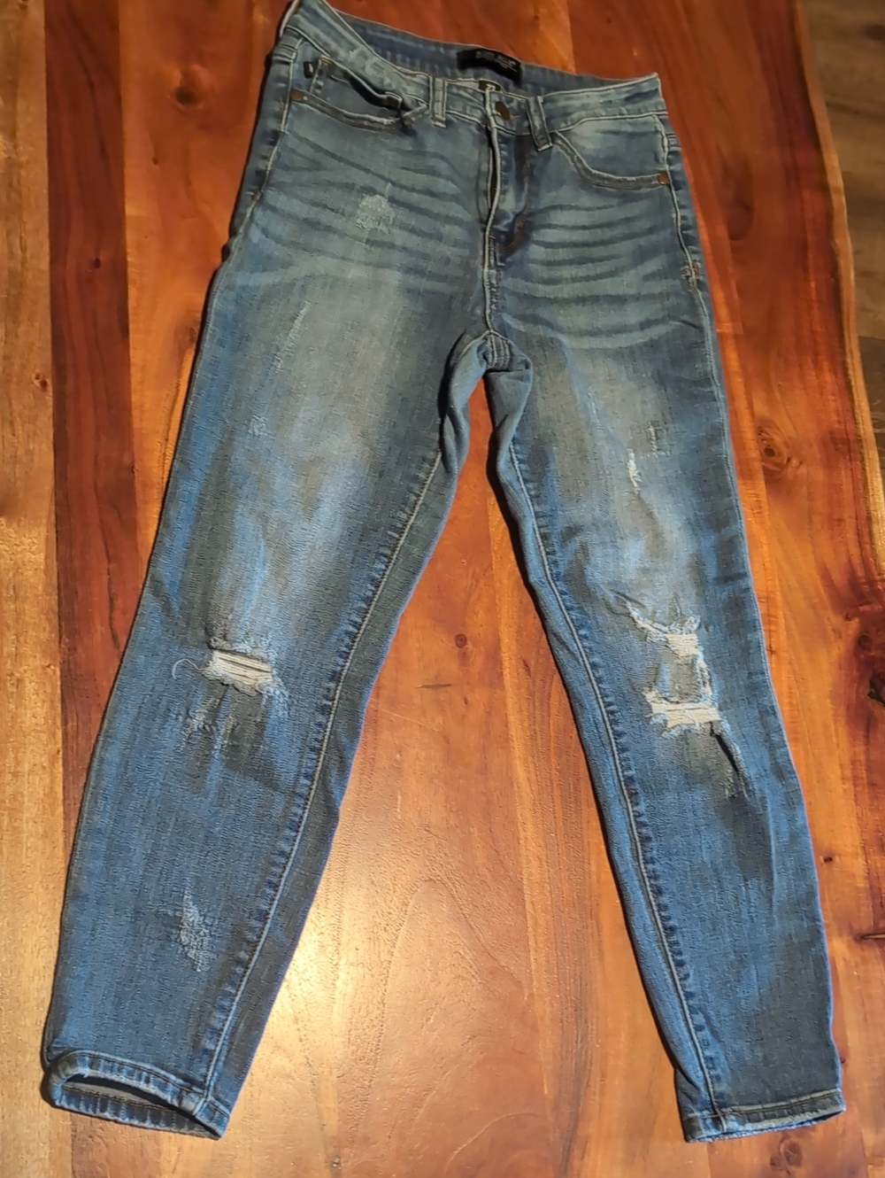 Judy Blue Light-Medium Blue Distressed Skinny Jeans